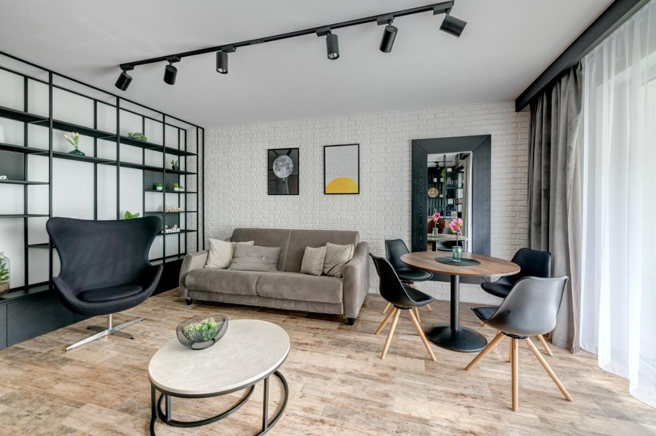 Dom & House - Apartments Angielska Grobla Гданск Екстериор снимка