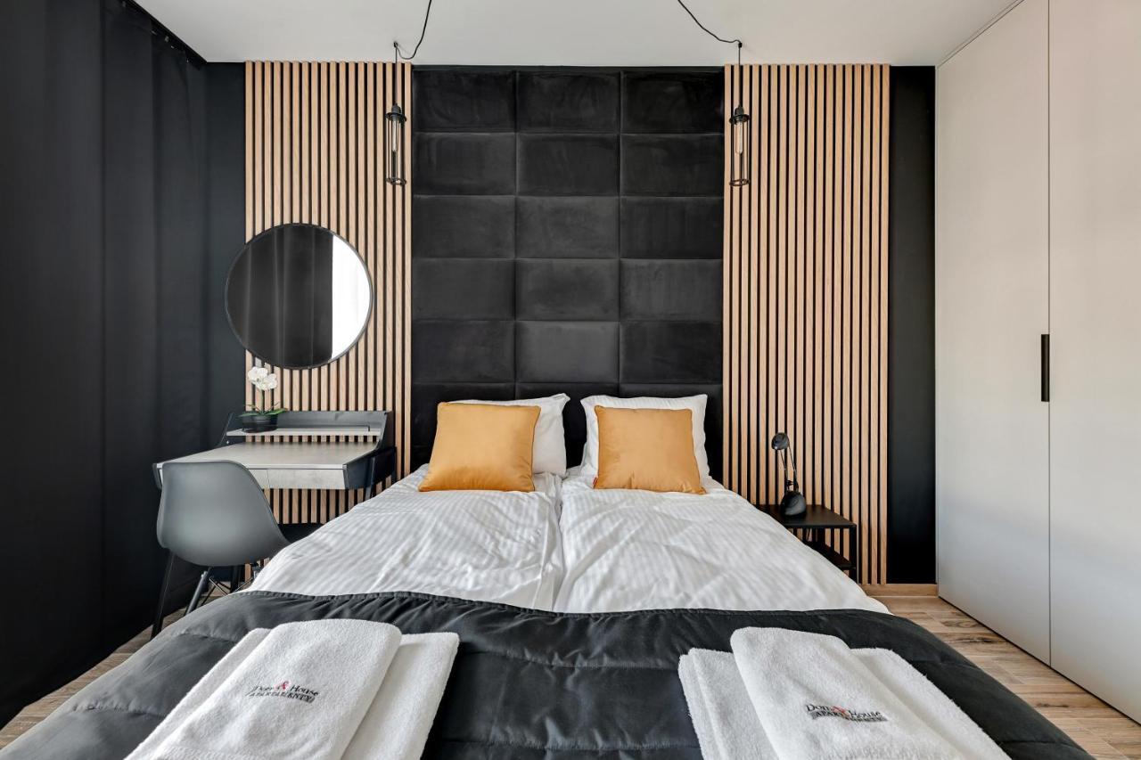 Dom & House - Apartments Angielska Grobla Гданск Екстериор снимка
