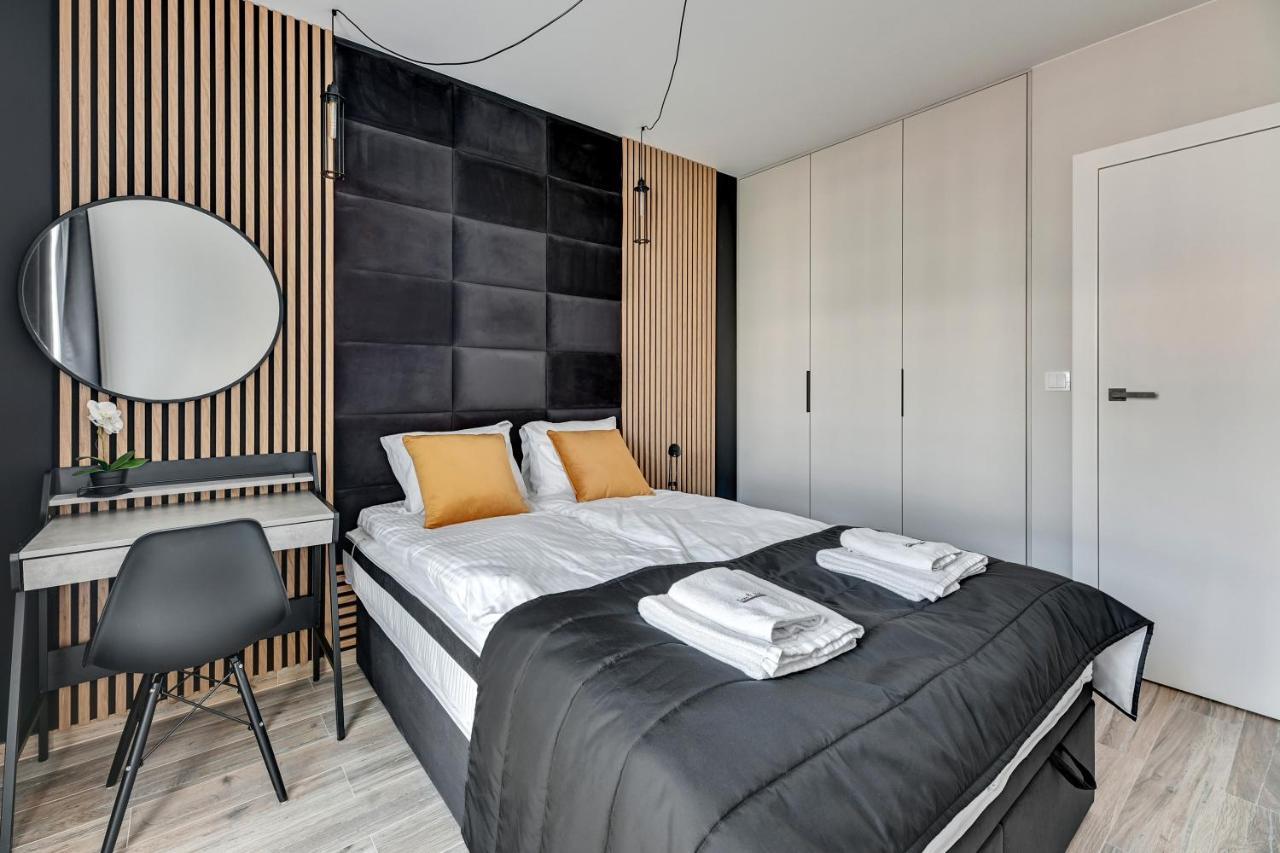 Dom & House - Apartments Angielska Grobla Гданск Екстериор снимка